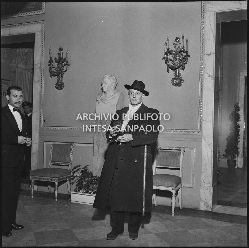 Inaugurazione della stagione lirica 1952-1953 del Teatro alla Scala con l'opera "Macbeth" di Giuseppe Verdi diretta da Victor de Sabata, con la regia di Carl Ebert