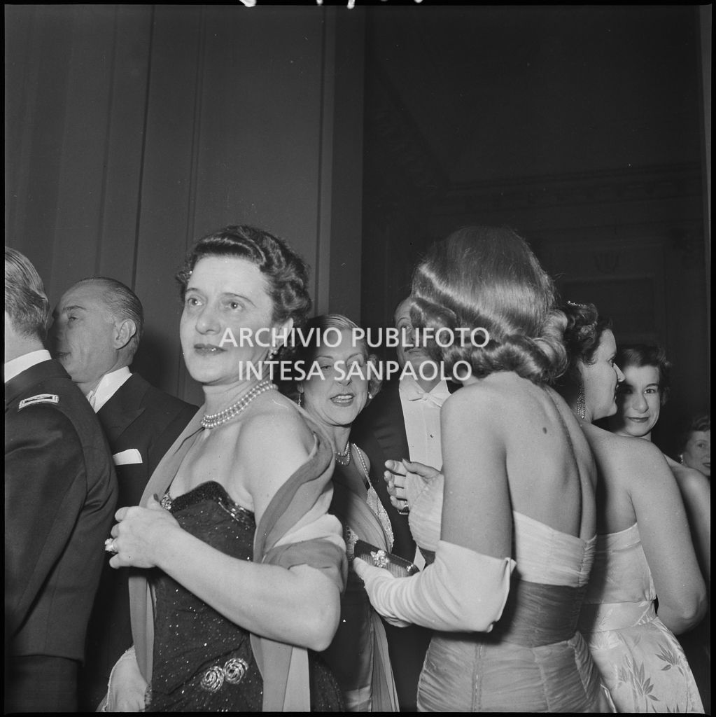 Inaugurazione della stagione lirica 1952-1953 del Teatro alla Scala con l'opera "Macbeth" di Giuseppe Verdi diretta da Victor de Sabata, con la regia di Carl Ebert