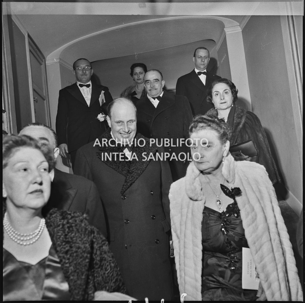 Inaugurazione della stagione lirica 1952-1953 del Teatro alla Scala con l'opera "Macbeth" di Giuseppe Verdi diretta da Victor de Sabata, con la regia di Carl Ebert
