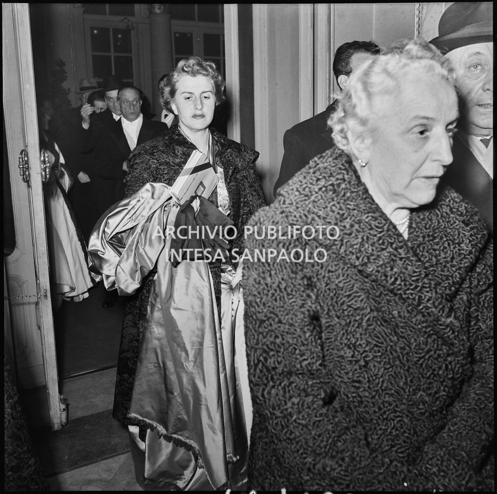 Inaugurazione della stagione lirica 1952-1953 del Teatro alla Scala con l'opera "Macbeth" di Giuseppe Verdi diretta da Victor de Sabata, con la regia di Carl Ebert