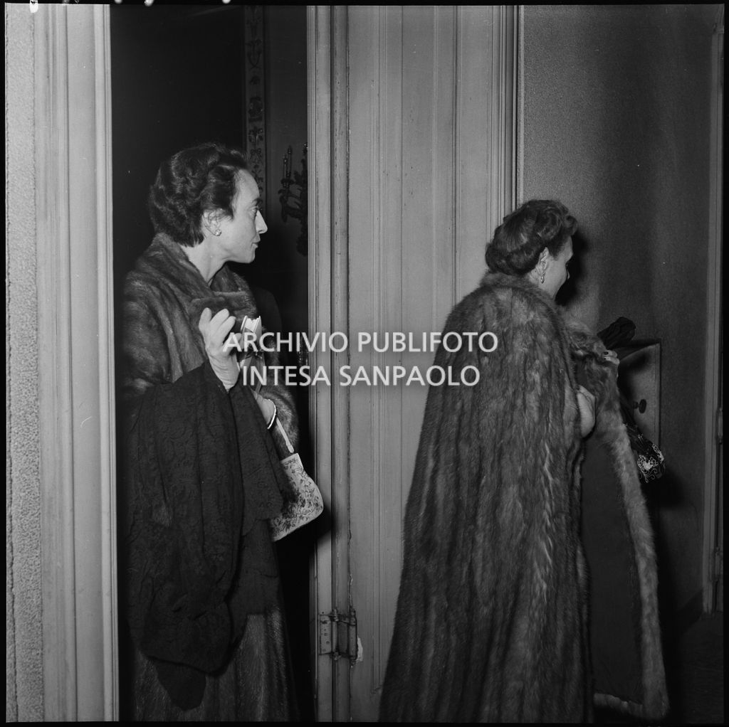 Inaugurazione della stagione lirica 1952-1953 del Teatro alla Scala con l'opera "Macbeth" di Giuseppe Verdi diretta da Victor de Sabata, con la regia di Carl Ebert
