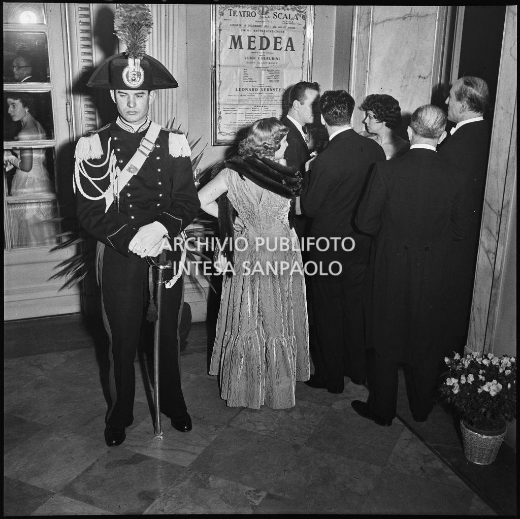 Inaugurazione della stagione lirica 1953-1954 del Teatro alla Scala con l'opera "La Wally", di Alfredo Catalani, diretta da Carlo Maria Giulini, con la regia di Tatiana Pavlova