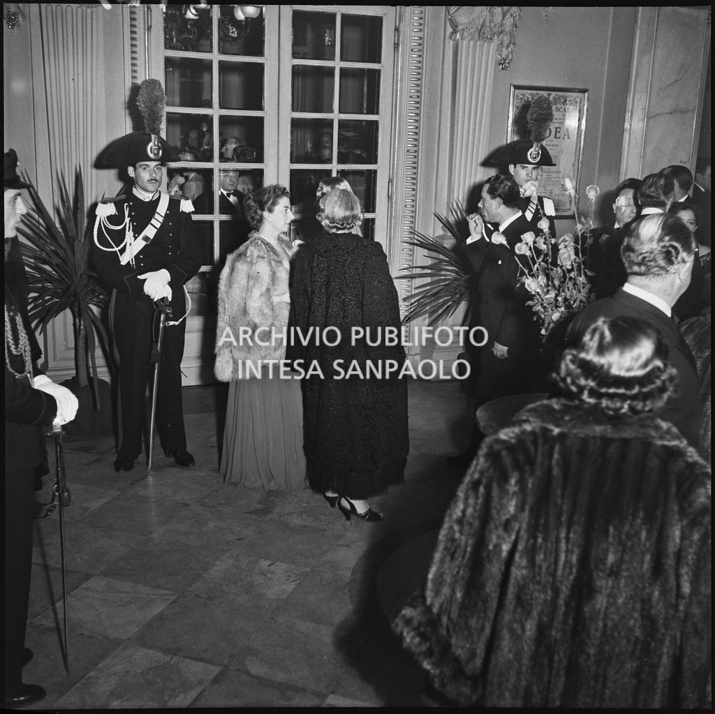 Inaugurazione della stagione lirica 1953-1954 del Teatro alla Scala con l'opera "La Wally", di Alfredo Catalani, diretta da Carlo Maria Giulini, con la regia di Tatiana Pavlova