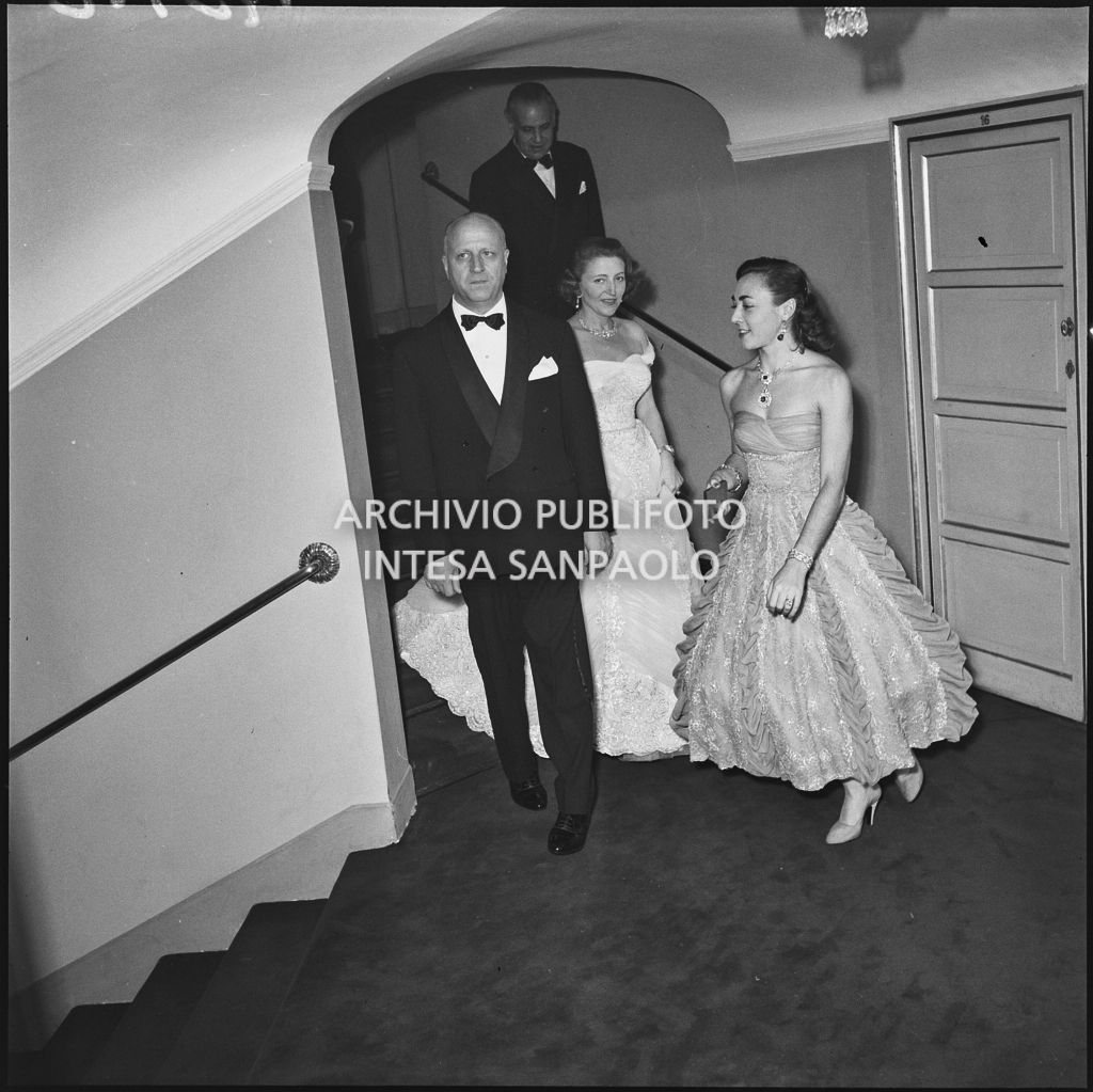 Inaugurazione della stagione lirica 1953-1954 del Teatro alla Scala con l'opera "La Wally", di Alfredo Catalani, diretta da Carlo Maria Giulini, con la regia di Tatiana Pavlova