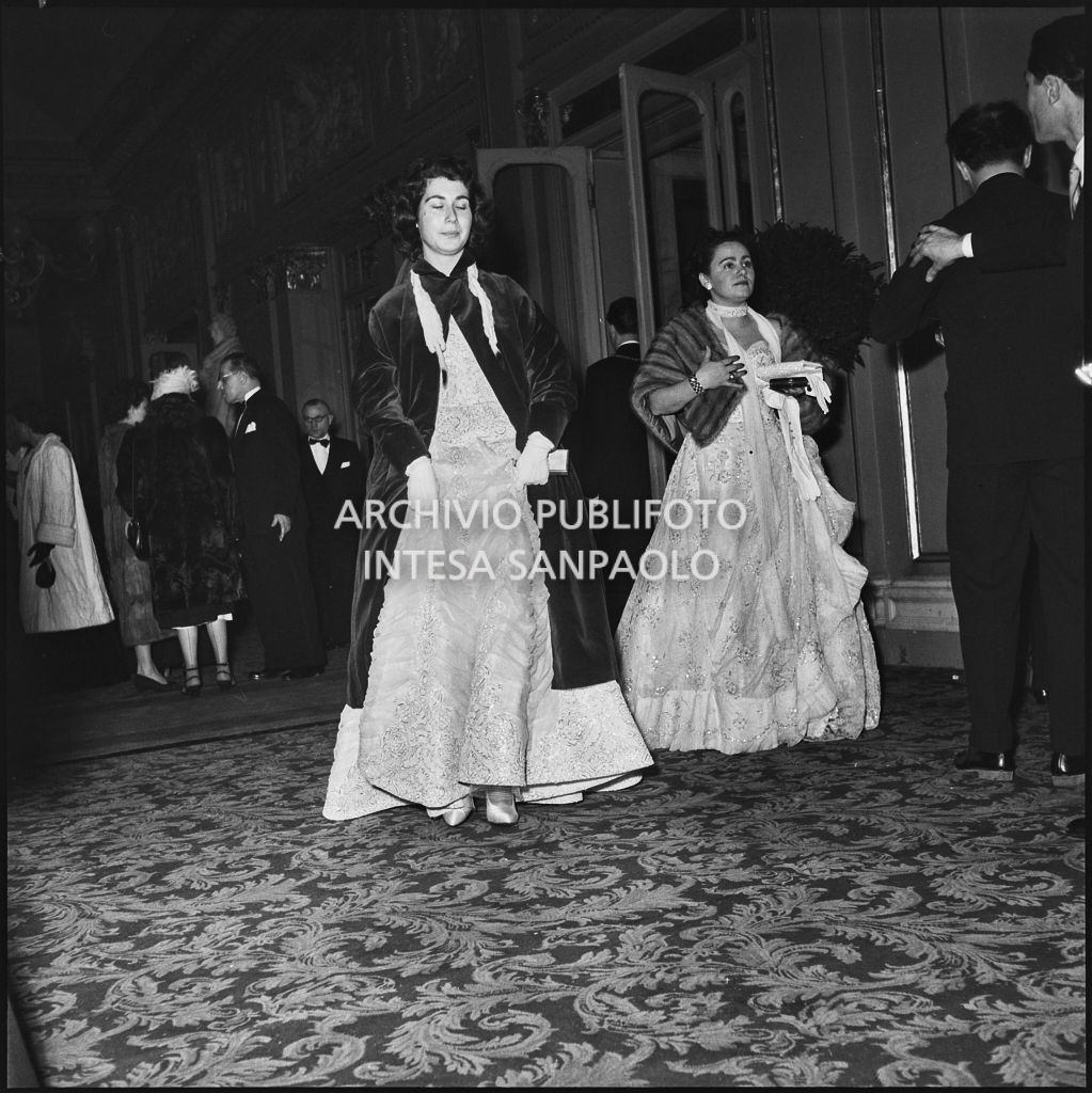 Inaugurazione della stagione lirica 1953-1954 del Teatro alla Scala con l'opera "La Wally", di Alfredo Catalani, diretta da Carlo Maria Giulini, con la regia di Tatiana Pavlova
