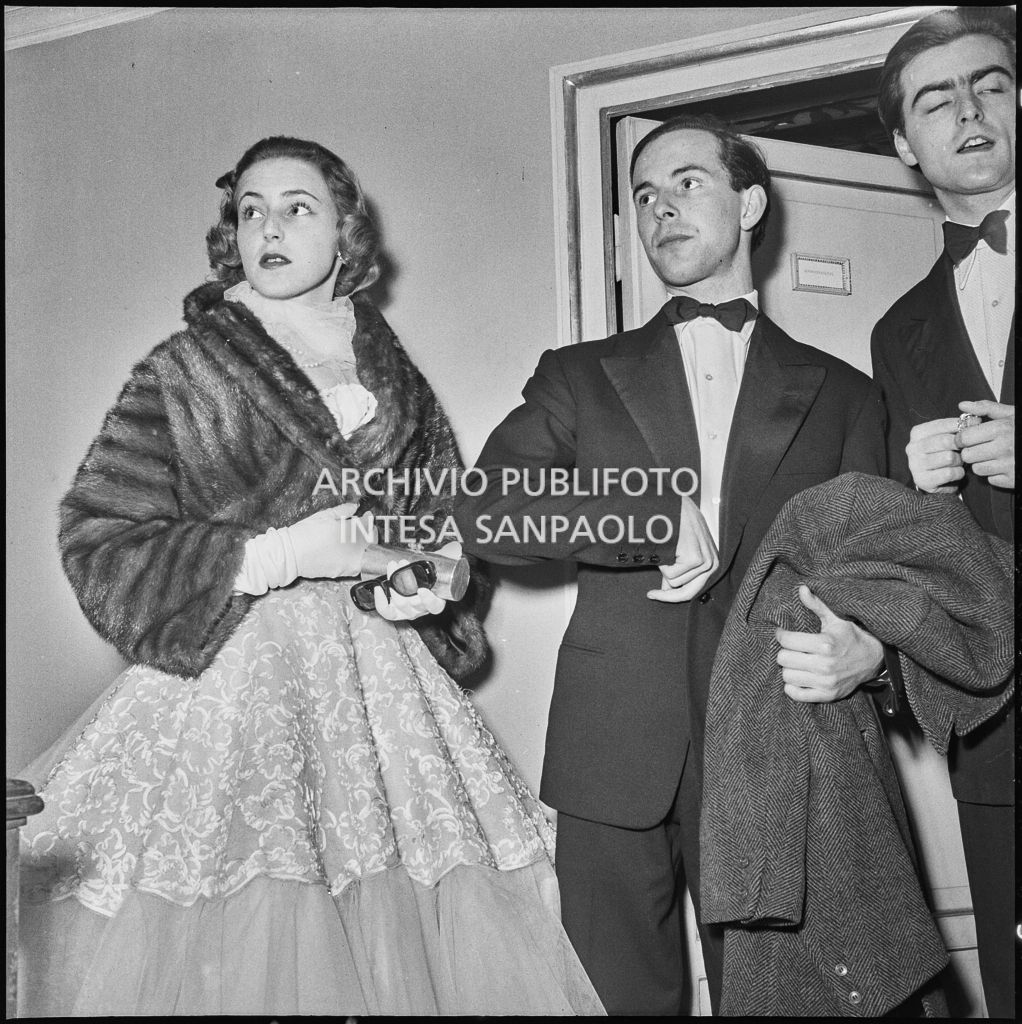 Inaugurazione della stagione lirica 1954-1955 del Teatro alla Scala con l'opera "La Vestale", di Gaspare Spontini, diretta da Antonino Votto, con la regia di Luchino Visconti
