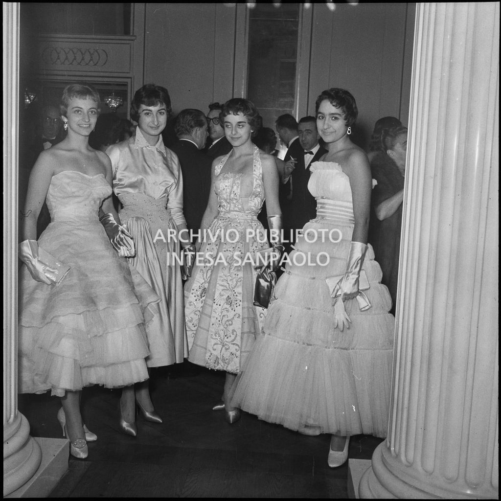 Inaugurazione della stagione lirica 1954-1955 del Teatro alla Scala con l'opera "La Vestale", di Gaspare Spontini, diretta da Antonino Votto, con la regia di Luchino Visconti