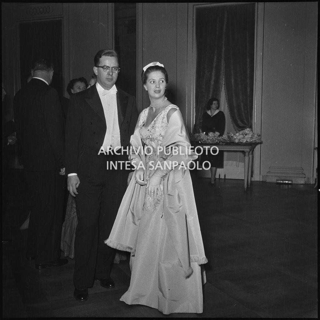 Inaugurazione della stagione lirica 1954-1955 del Teatro alla Scala con l'opera "La Vestale", di Gaspare Spontini, diretta da Antonino Votto, con la regia di Luchino Visconti