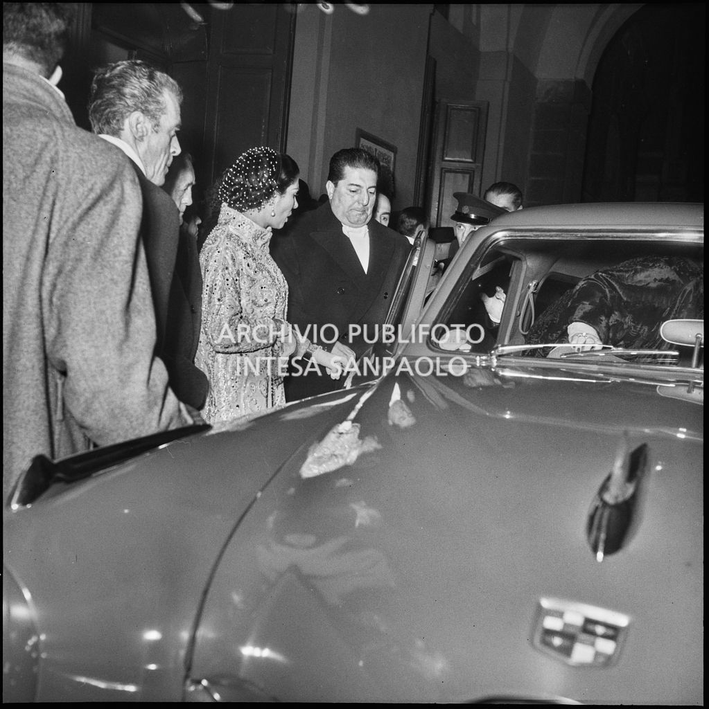 Inaugurazione della stagione lirica 1954-1955 del Teatro alla Scala con l'opera "La Vestale", di Gaspare Spontini, diretta da Antonino Votto, con la regia di Luchino Visconti