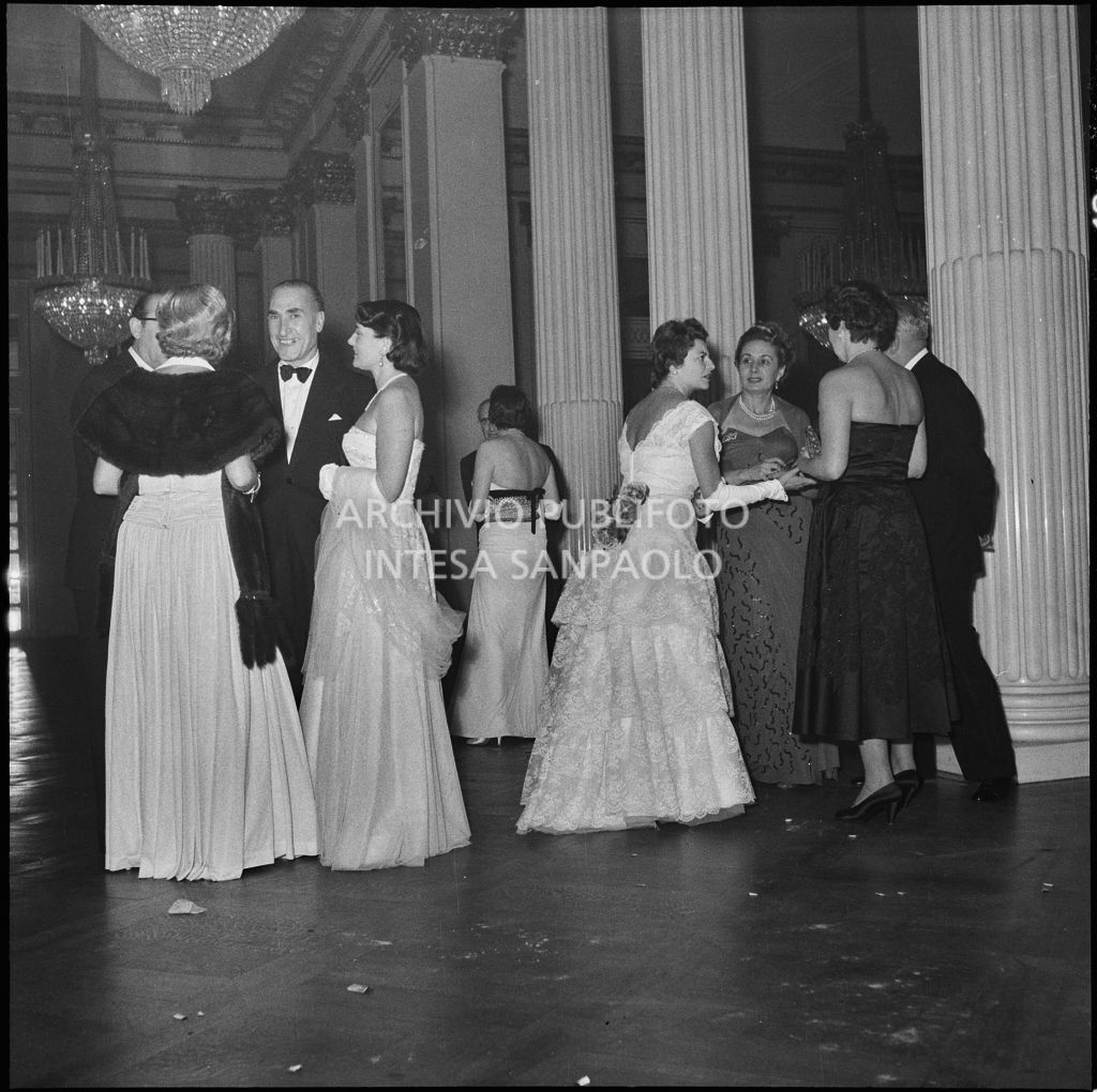 Inaugurazione della stagione lirica 1954-1955 del Teatro alla Scala con l'opera "La Vestale", di Gaspare Spontini, diretta da Antonino Votto, con la regia di Luchino Visconti