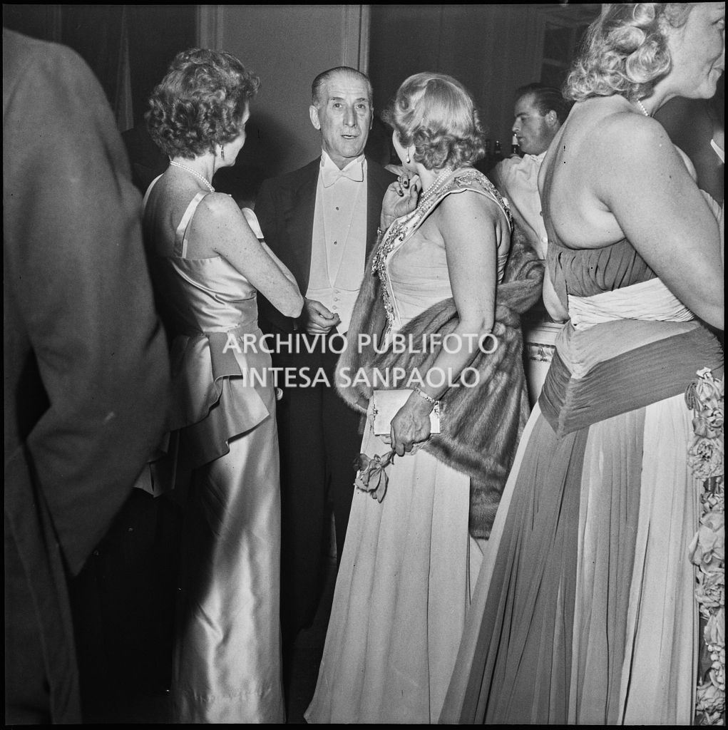 Inaugurazione della stagione lirica 1954-1955 del Teatro alla Scala con l'opera "La Vestale", di Gaspare Spontini, diretta da Antonino Votto, con la regia di Luchino Visconti