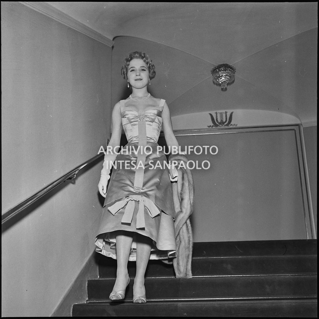 Inaugurazione della stagione lirica 1956-1957 del Teatro alla Scala con l'opera "Aida" di Giuseppe Verdi, diretta da Antonino Votto, con la regia di Franco Enriquez