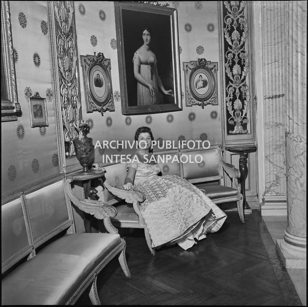 Inaugurazione della stagione lirica 1956-1957 del Teatro alla Scala con l'opera "Aida" di Giuseppe Verdi, diretta da Antonino Votto, con la regia di Franco Enriquez