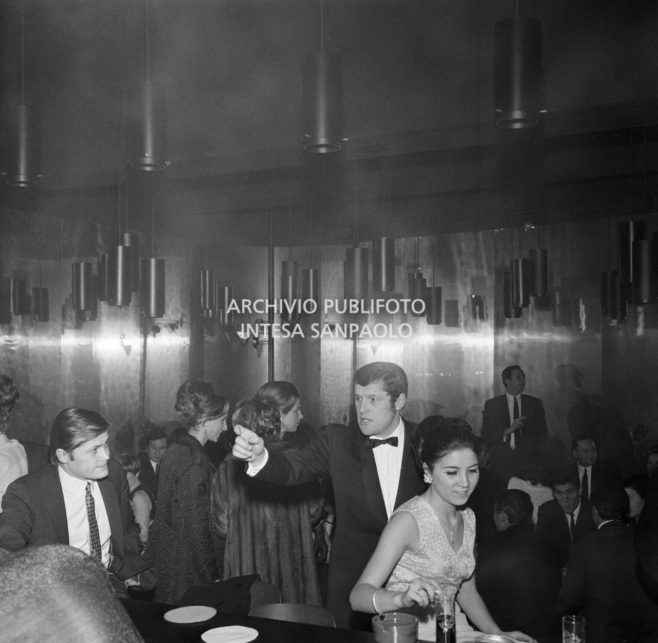 Una delle prime serate di apertura del night club Voom-Voom di Milano