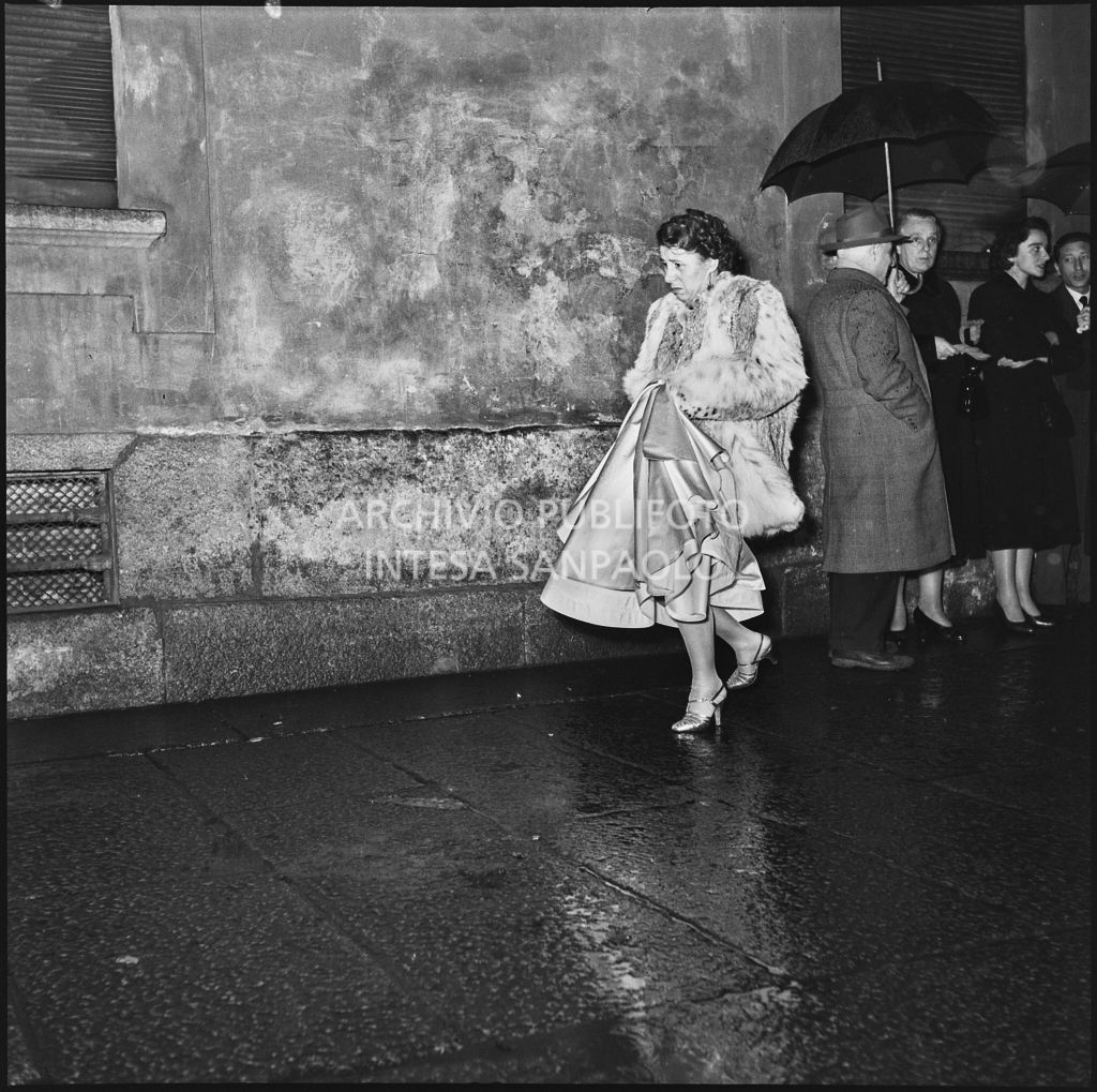 Serata inaugurale della stagione lirica 1953-1954 al Teatro alla Scala con l'opera "La Wally", di Alfredo Catalani, diretta da Carlo Maria Giulini, con la regia di Tatiana Pavlova