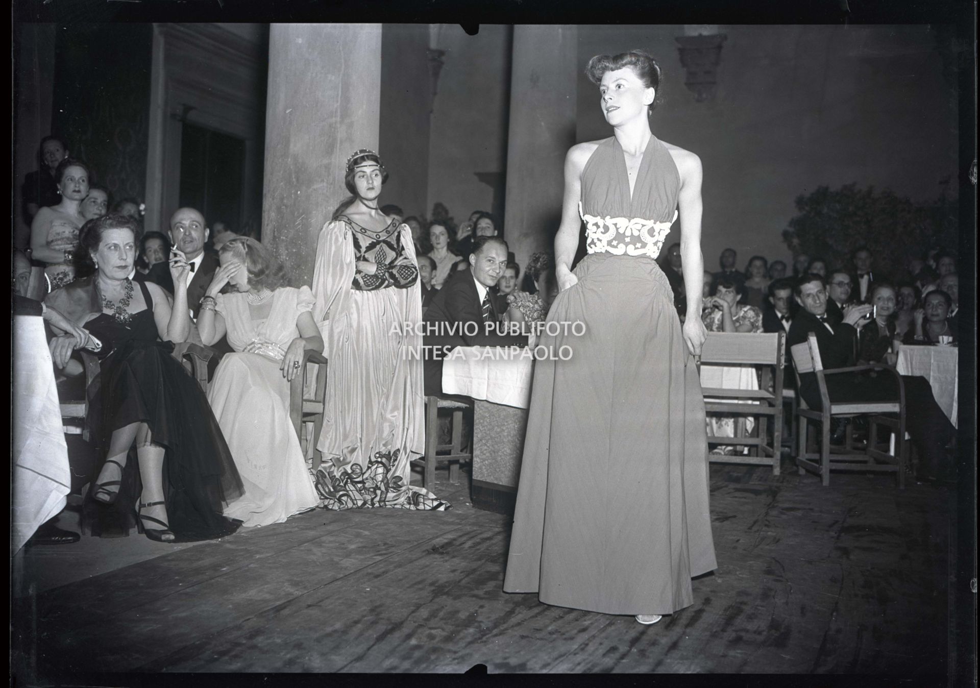 Sfilata di modelli a Palazzo Strozzi a Firenze