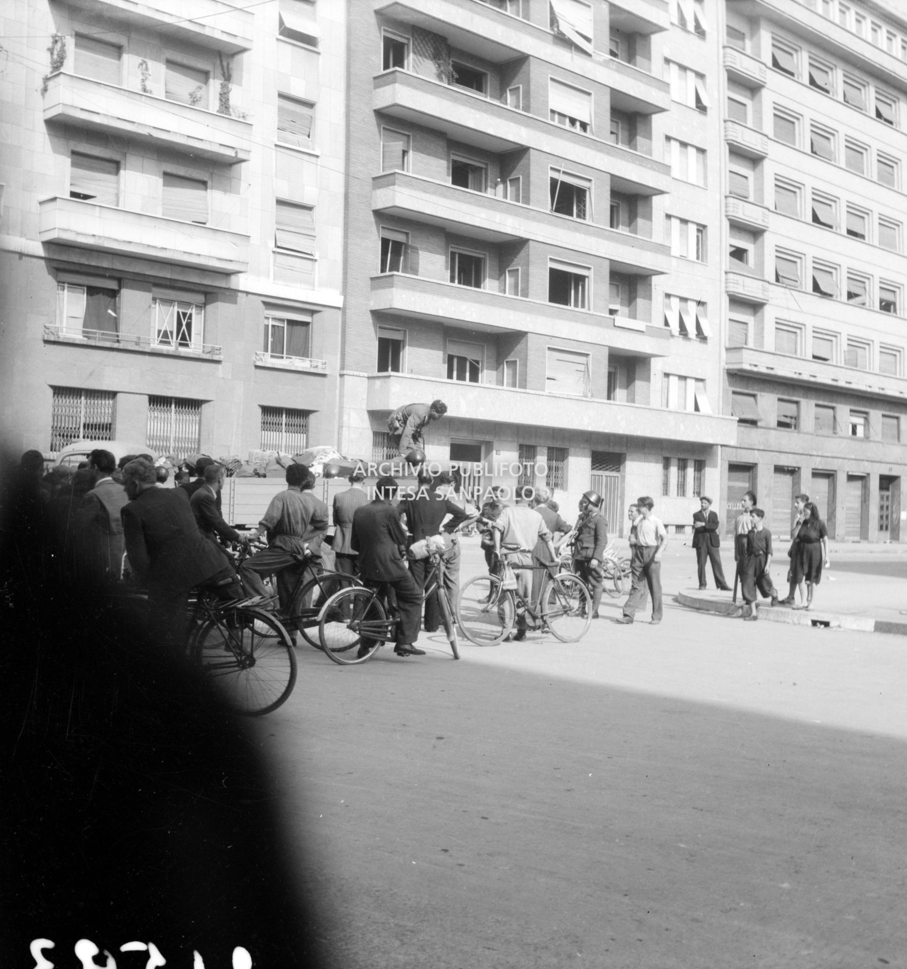 Smobilitazione dell'esercito italiano a Milano dopo la notizia dell'Armistizio