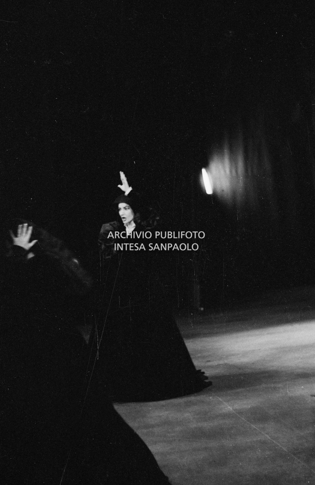 Maria Callas alle prove dell'opera "Anna Bolena" al Teatro alla Scala