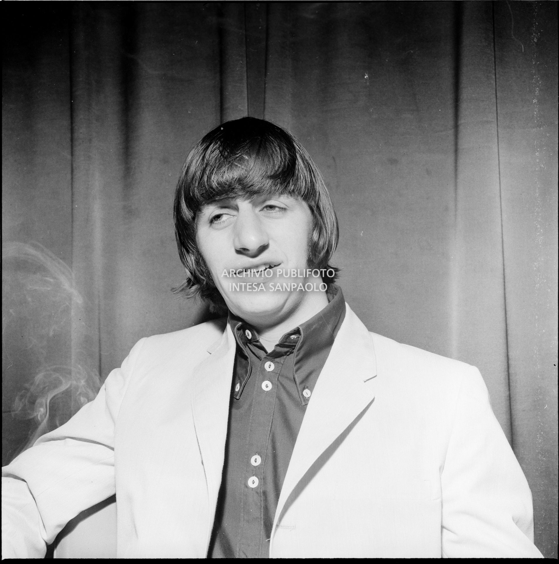 Ringo Starr ritratto alla conferenza stampa che precede il concerto a Milano, presso il Grand Hotel Duomo