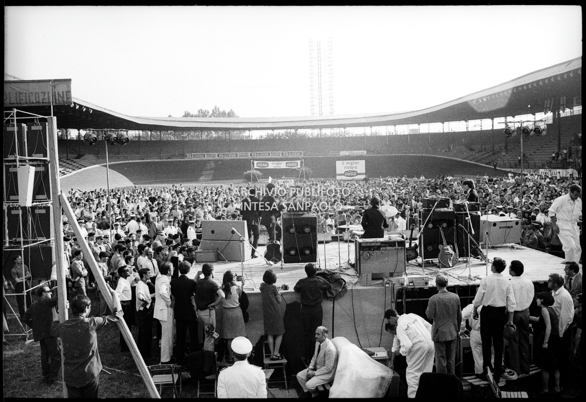 I Beatles in concerto al Vigorelli di Milano