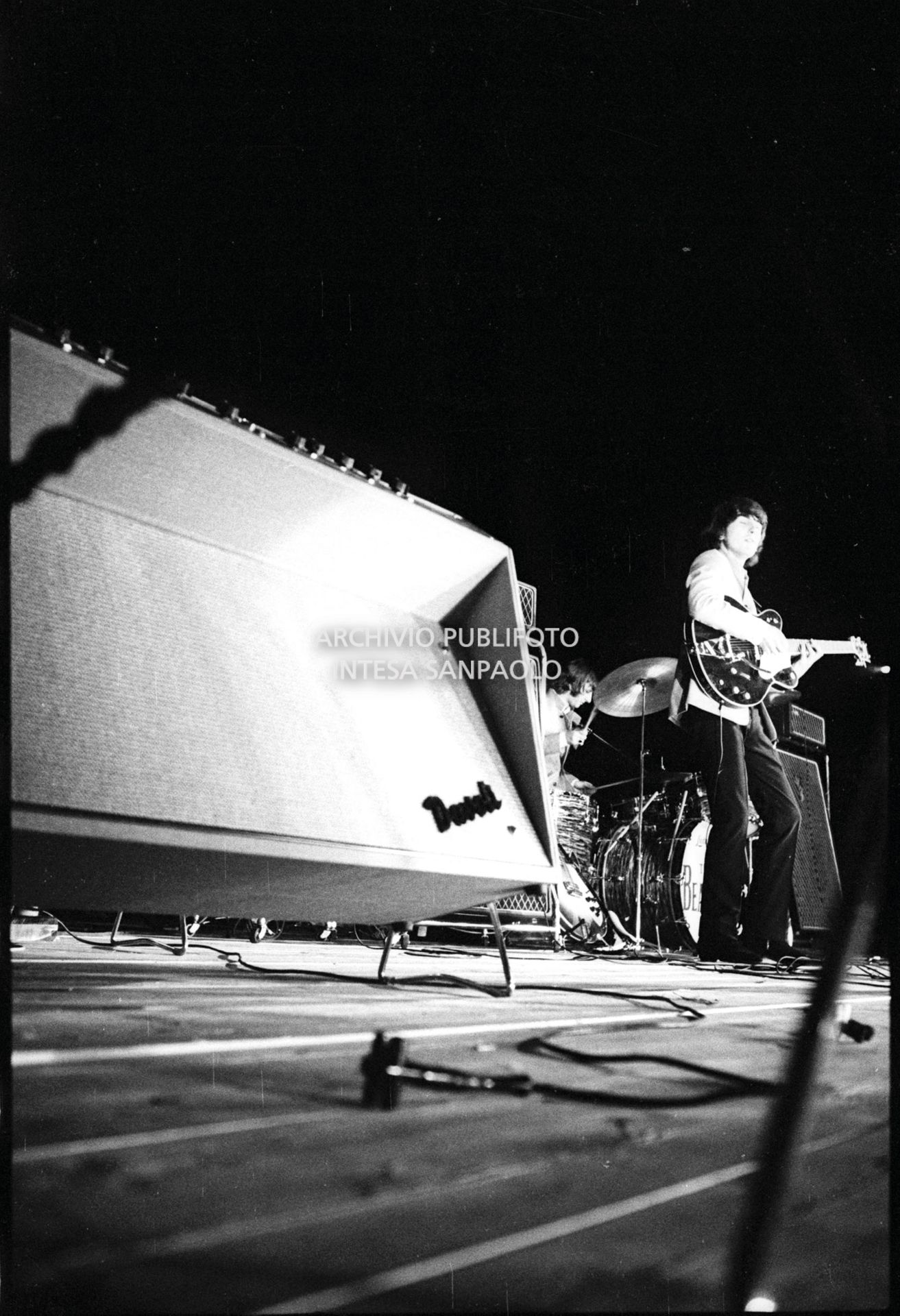 I Beatles si esibiscono nel concerto serale al Vigorelli di Milano