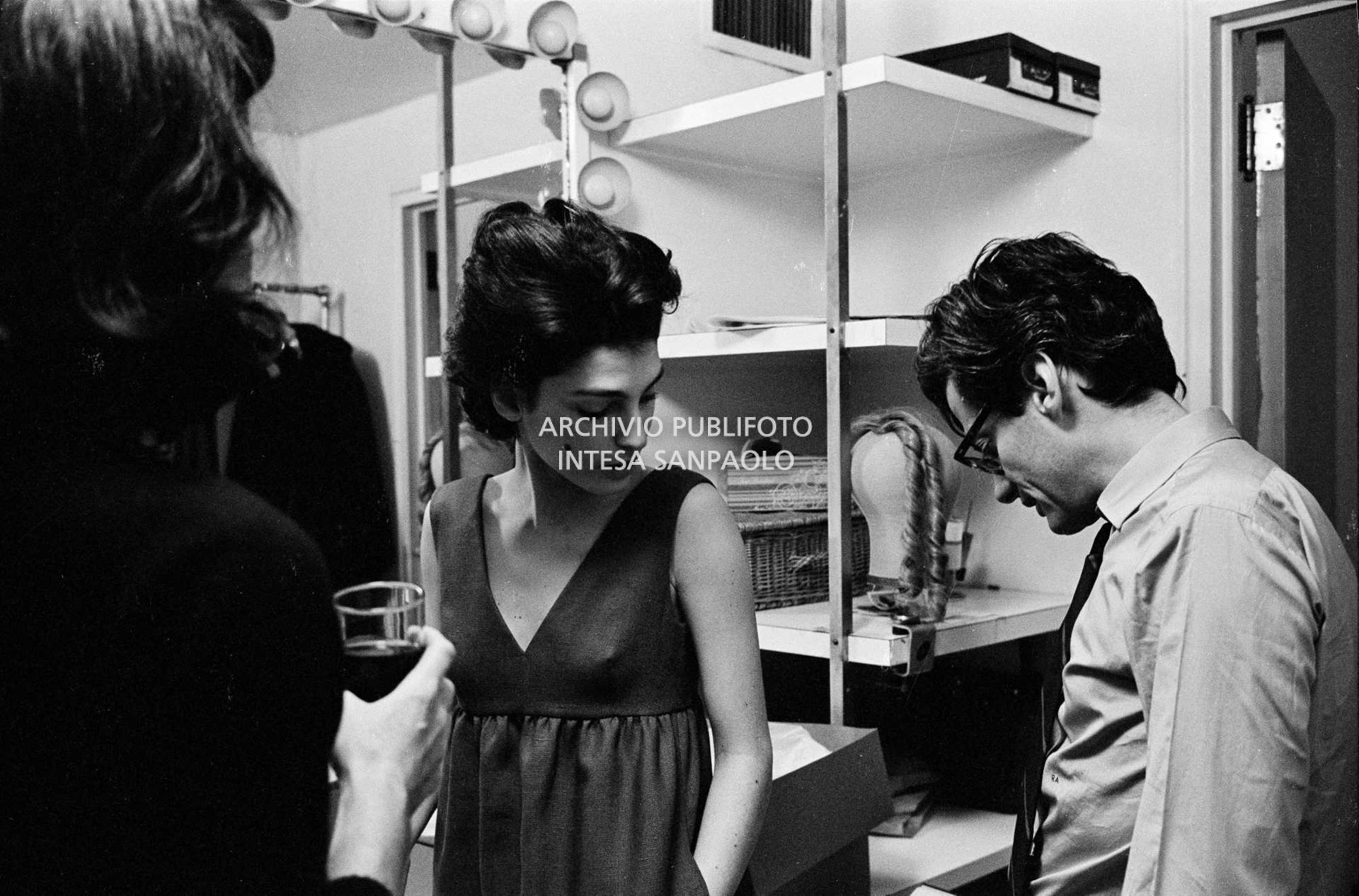 Benedetta Barzini e Richard Avedon in camerino