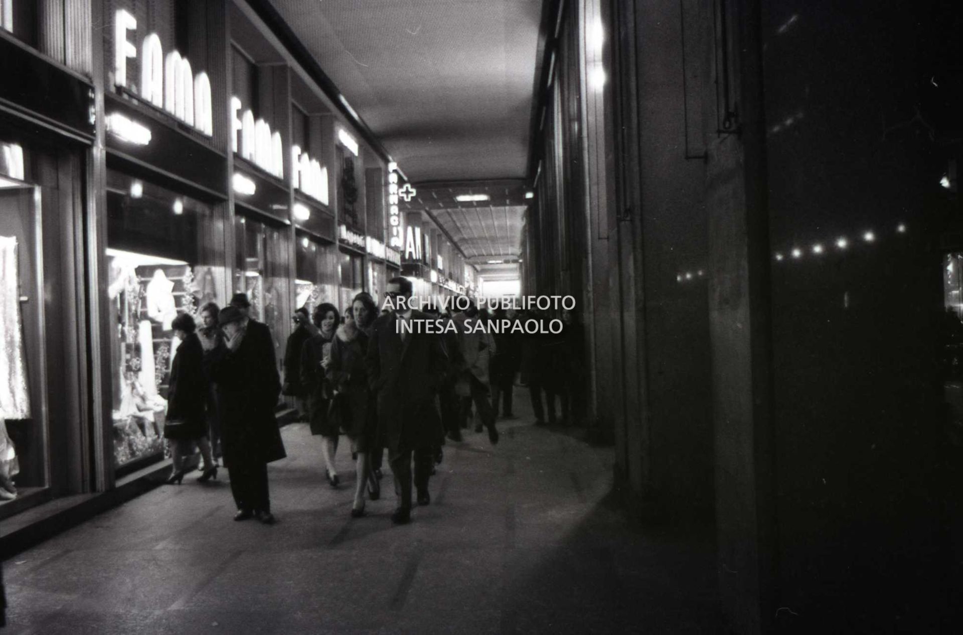 Shopping natalizio a Milano