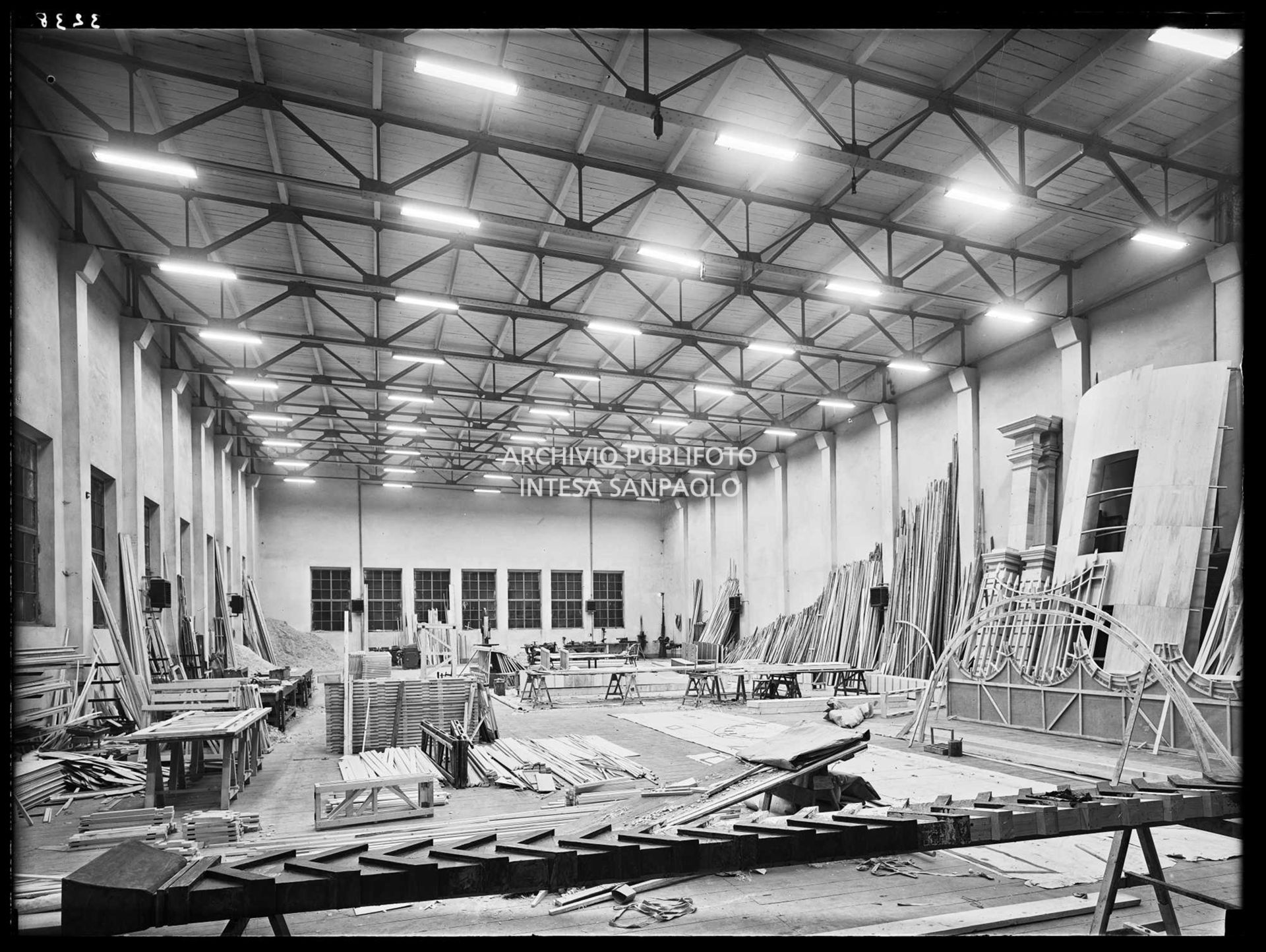 Veduta di un laboratorio della sezione scenografia del Teatro alla Scala di Milano