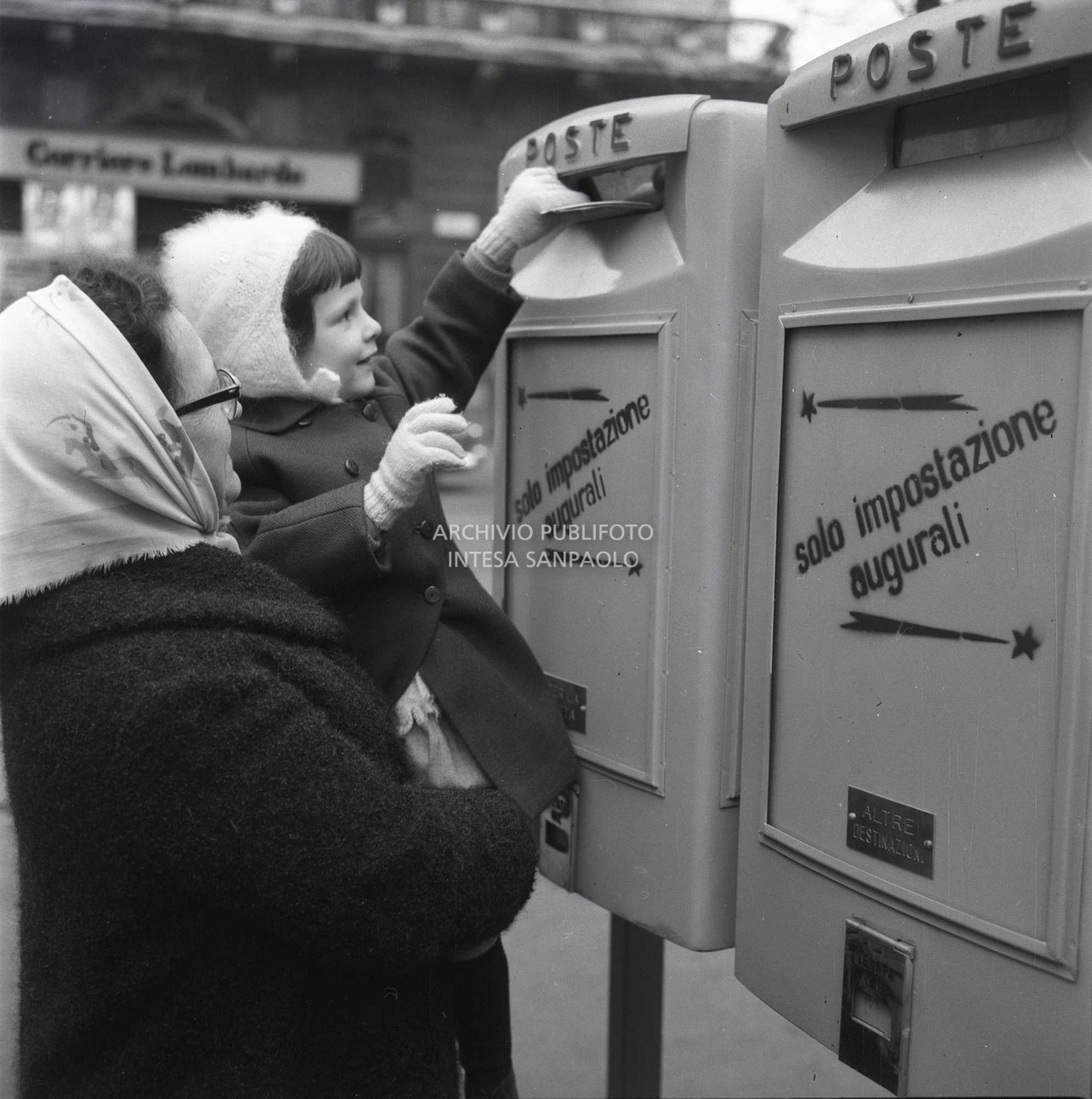 Per natale sono state allestite delle cassette postali per soli auguri