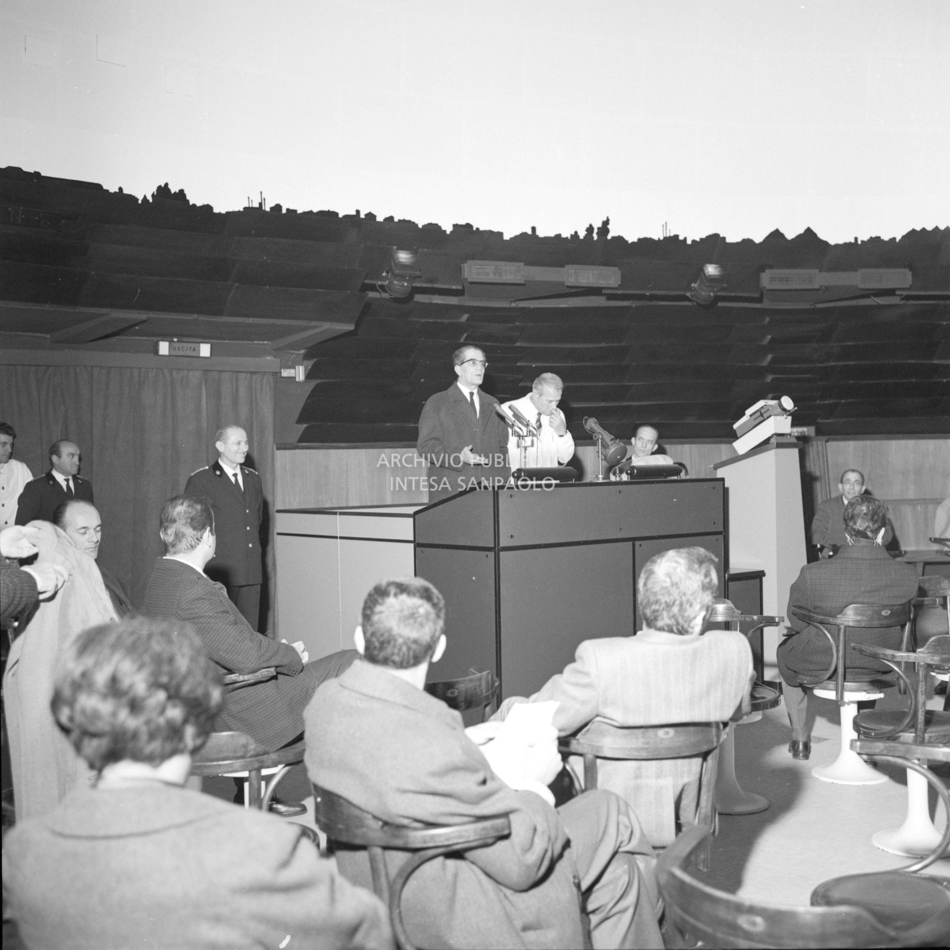 Presentazione del nuovo proiettore Zeiss IV al Civico Planetario "Ulrico Hoepli" di Milano
