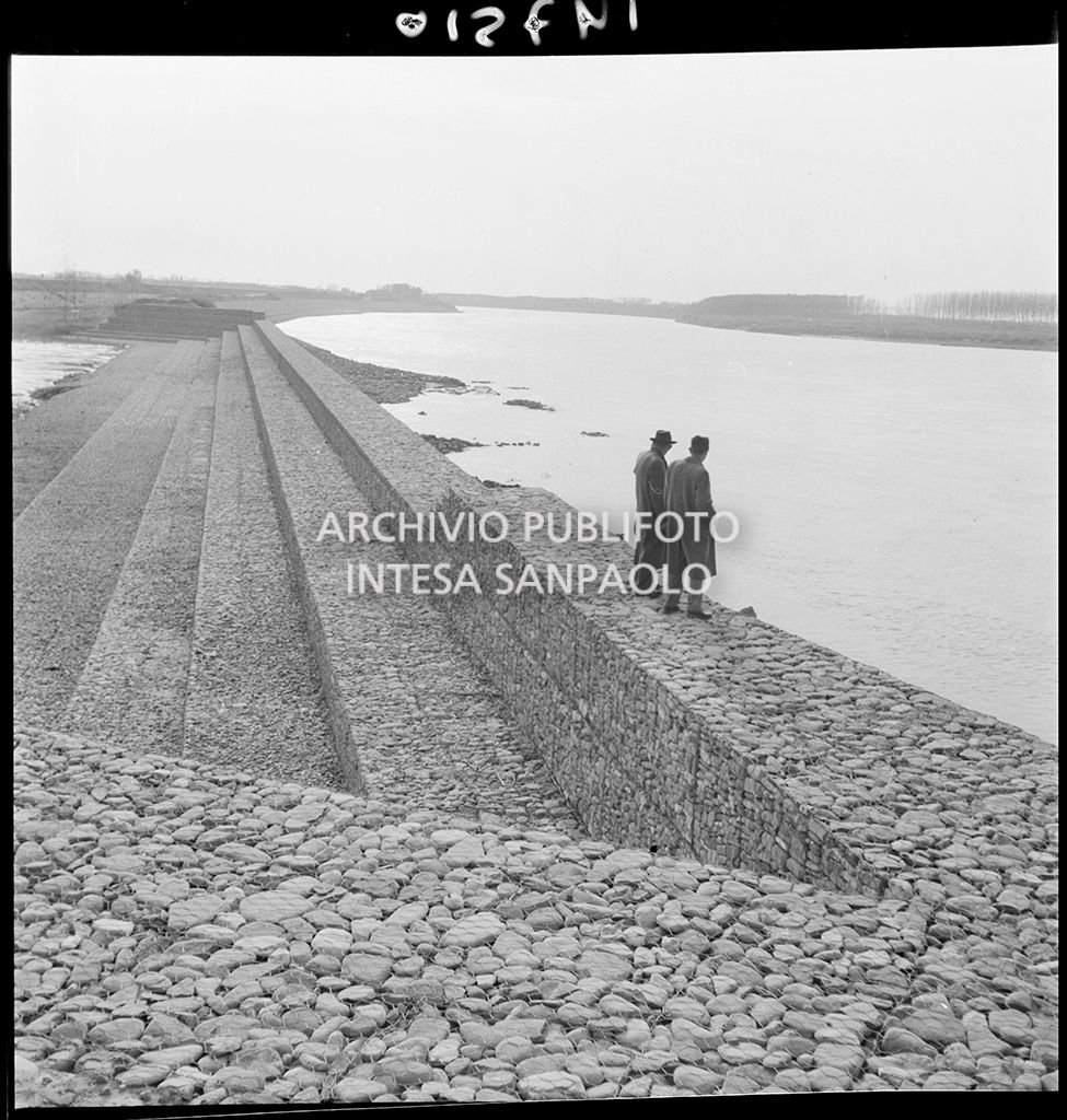 Nuovo argine del Po a Occhiobello<br>147510
