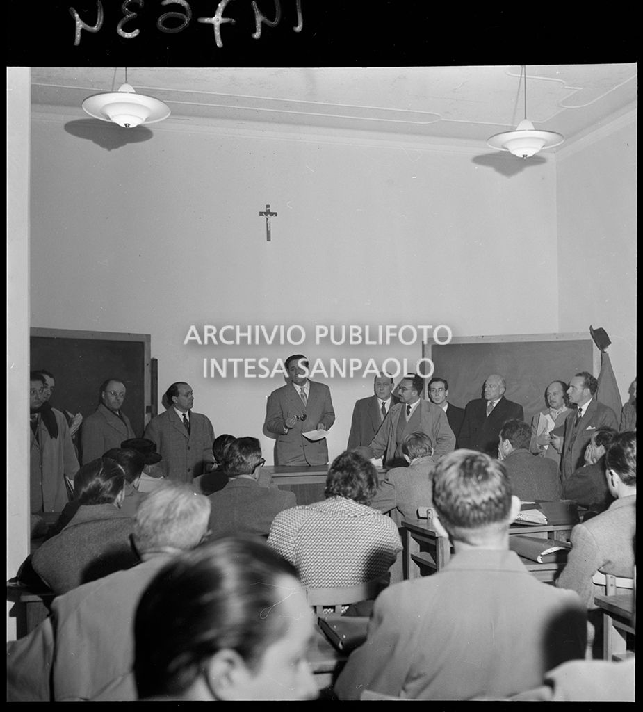 Presentazione del villaggio in costruzione a Rosalina, donato dalla Croce Rossa norvegese e italiana<br>147634