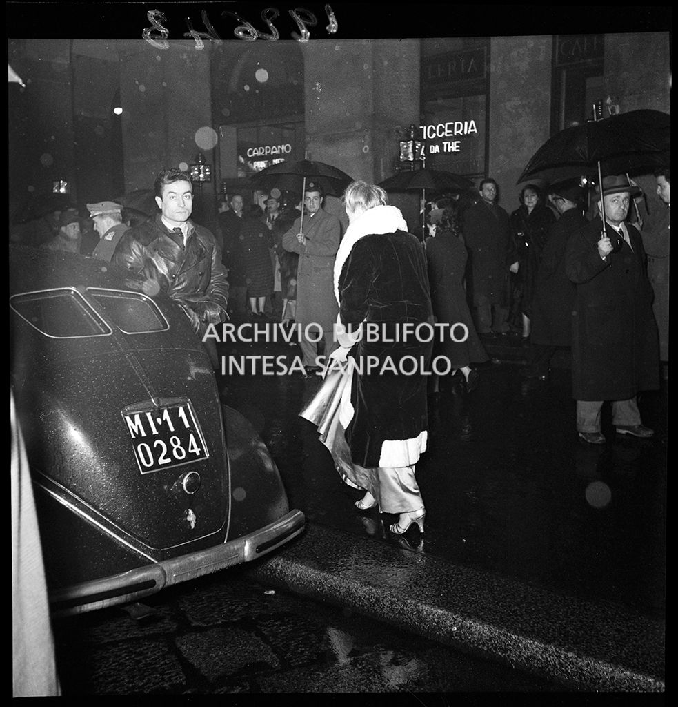 Inaugurazione della stagione lirica 1953-1954 del Teatro alla Scala con l'opera "La Wally", di Alfredo Catalani, diretta da Carlo Maria Giulini, con la regia di Tatiana Pavlova
