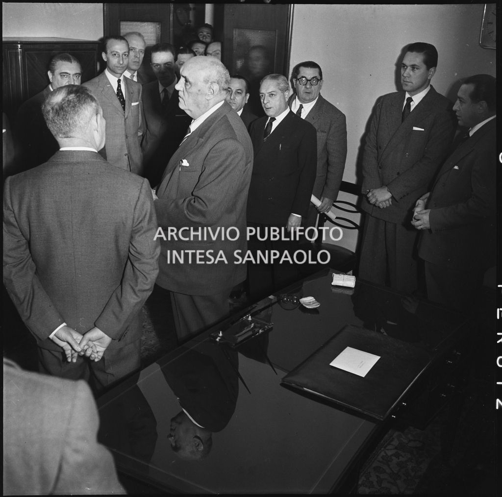 Il prefetto Cappa in visita presso la sede de La Fondiaria<br>196036