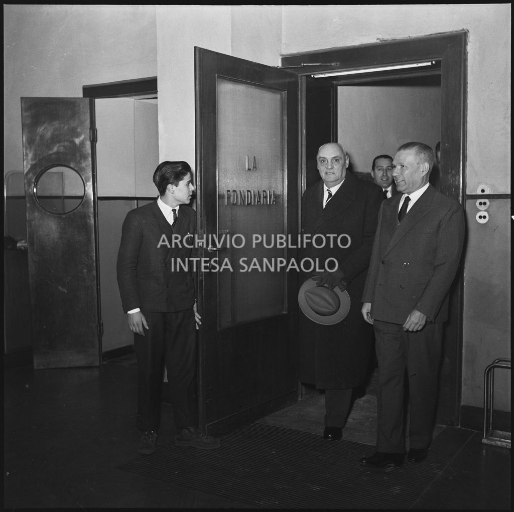 Il prefetto Cappa in visita presso la sede de La Fondiaria<br>196053