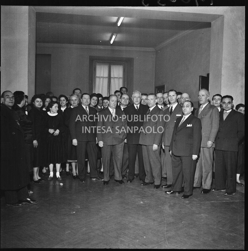 Foto di gruppo presso la sede de La Fondiaria<br>196055