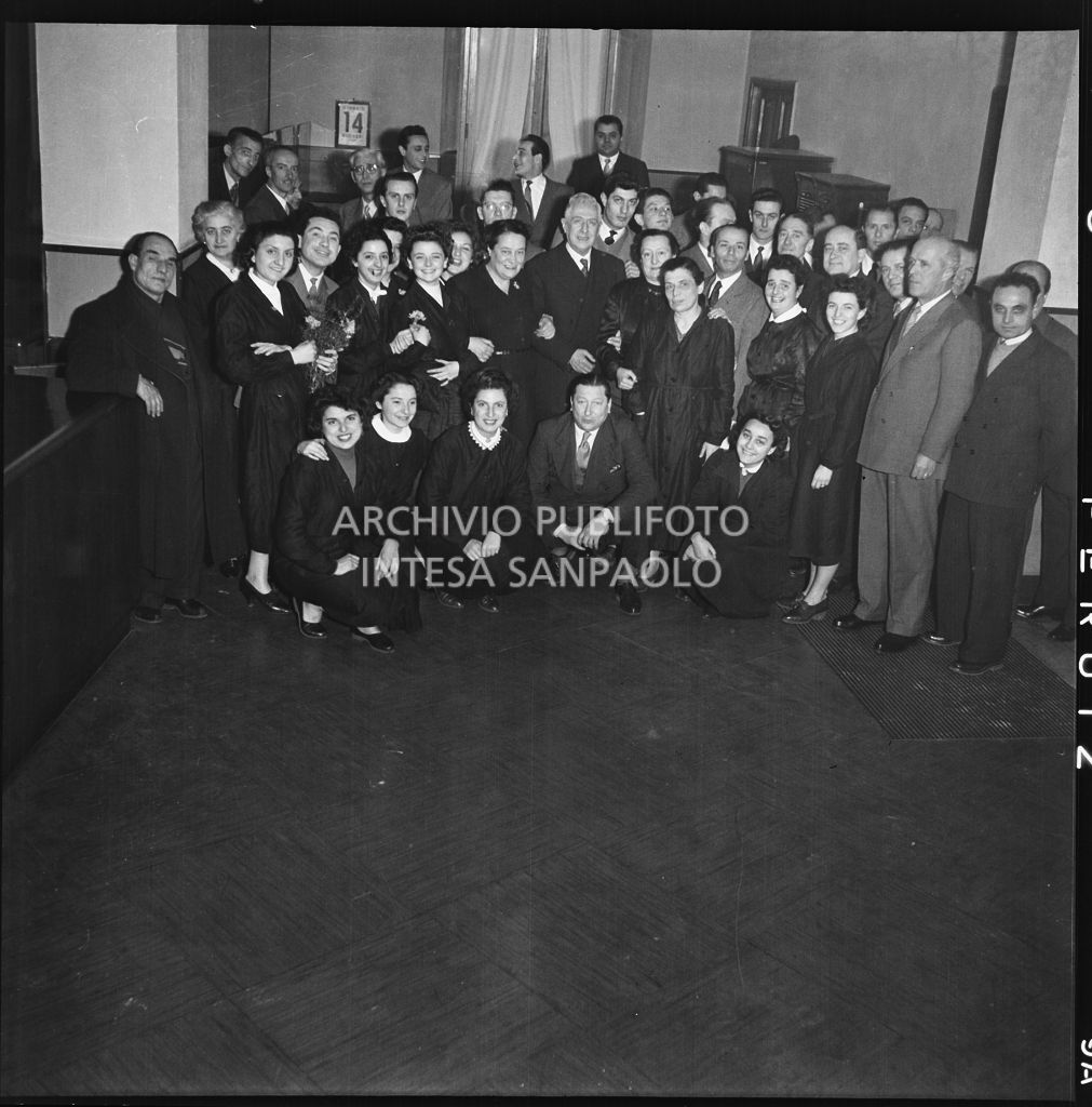 Foto di gruppo presso la sede de La Fondiaria<br>196056