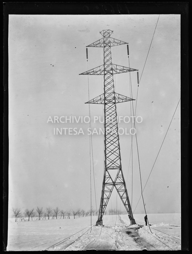 Traliccio dell'alta tensione della Edison<br>196200