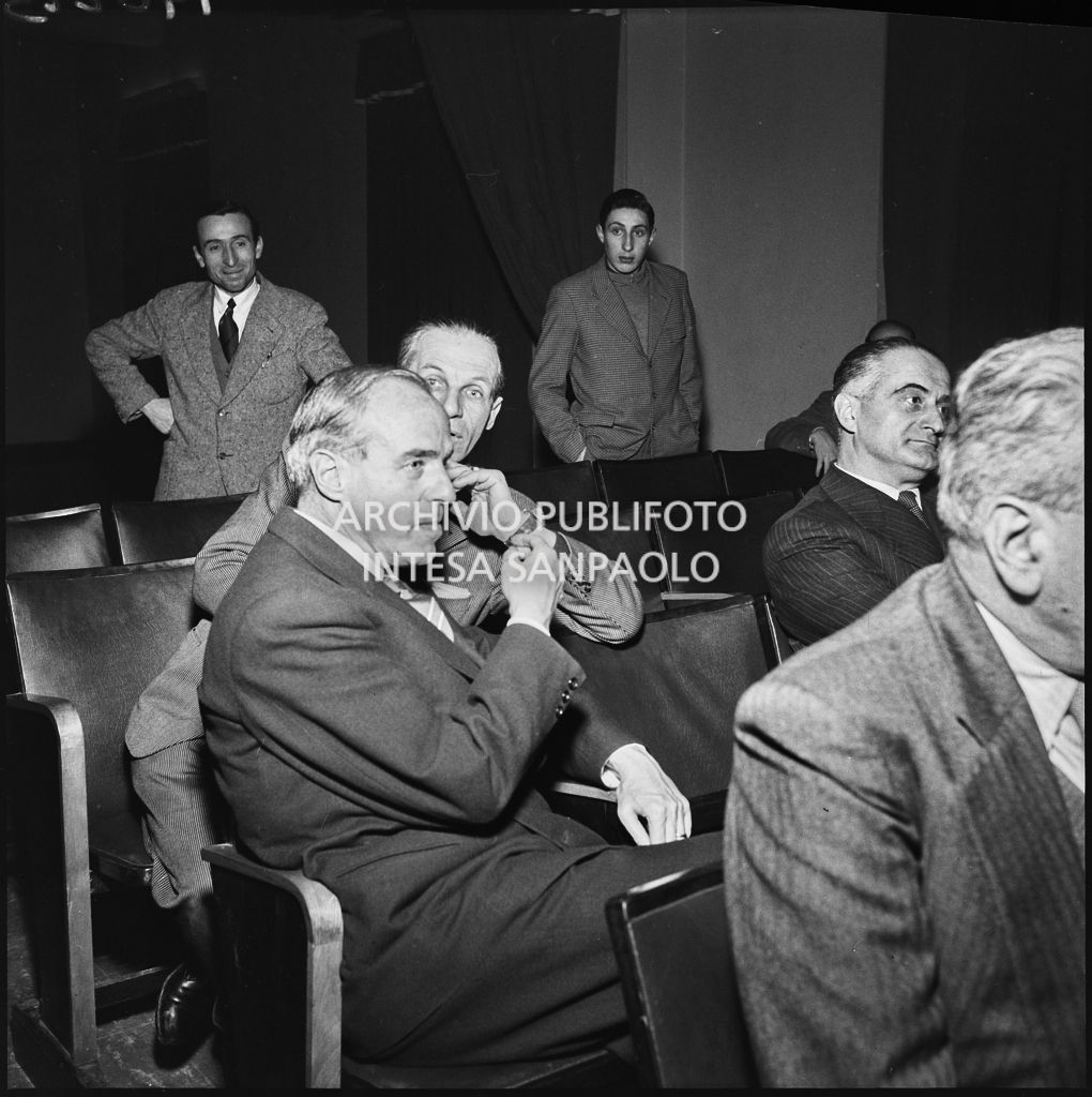 Pubblico del convegno organizzato presso il Centro culturale Pirelli<br>196273