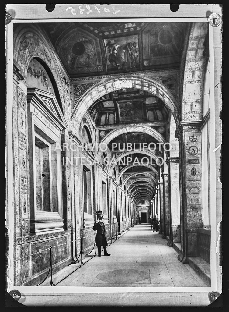 Logge di Raffaello nel Palazzo Apostolico a Città del Vaticano<br>201235