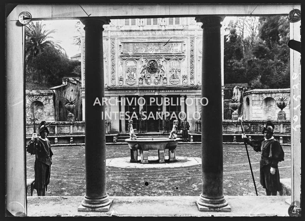Casina di Pio VI nei Giardini Vaticani<br>201236