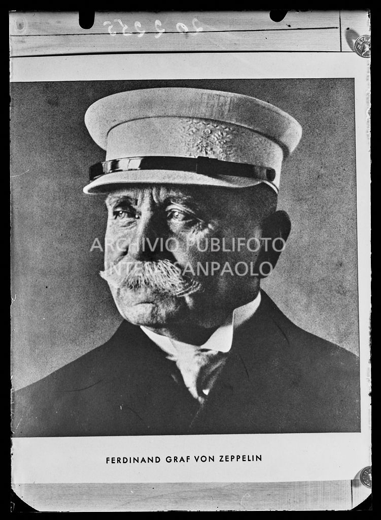 Ritratto del conte Ferdinand von Zeppelin<br>201255