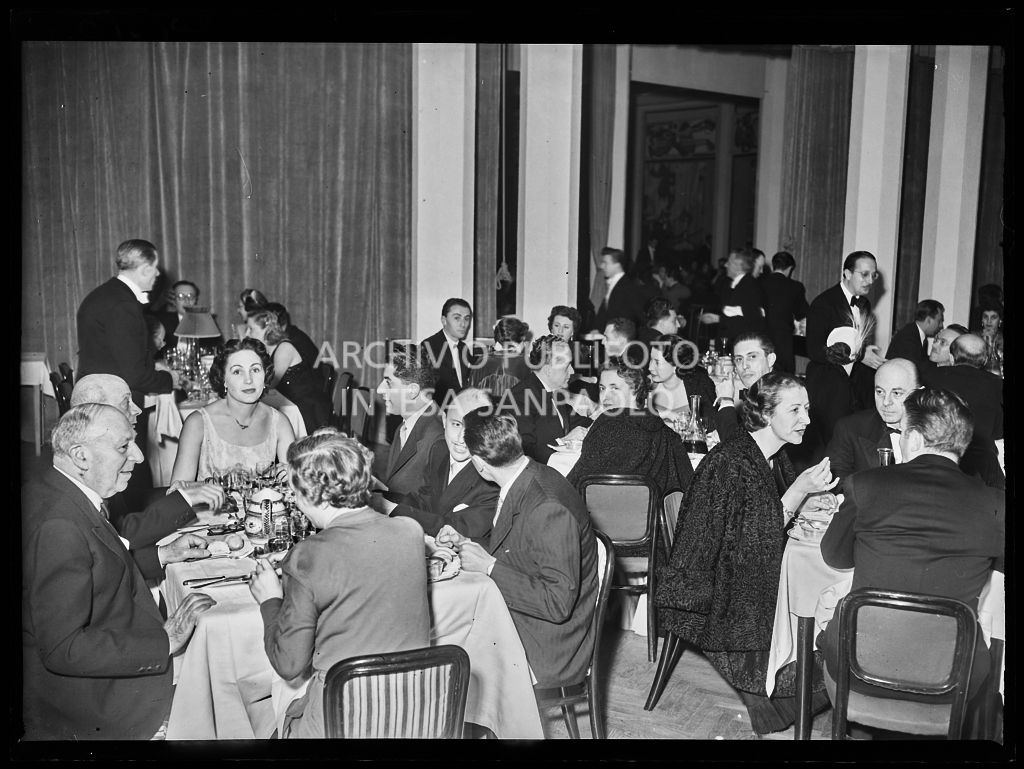 Rinfresco presso la Dompé Farmaceutici organizzato in occasione di un convegno ortopedico<br>201310
