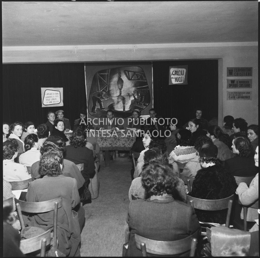 Convegno femminile sull'abbigliamento organizzato dalla Fuilla (Federazione Unitaria Italiana Liberi Lavoratori dell'Abbigliamento<br>201356