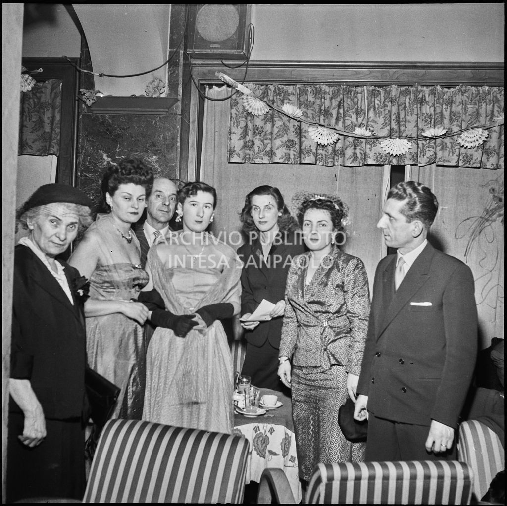 Foto di gruppo in occasione della festa dei parrucchieri dell'Unione Artigiani di Milano<br>201752