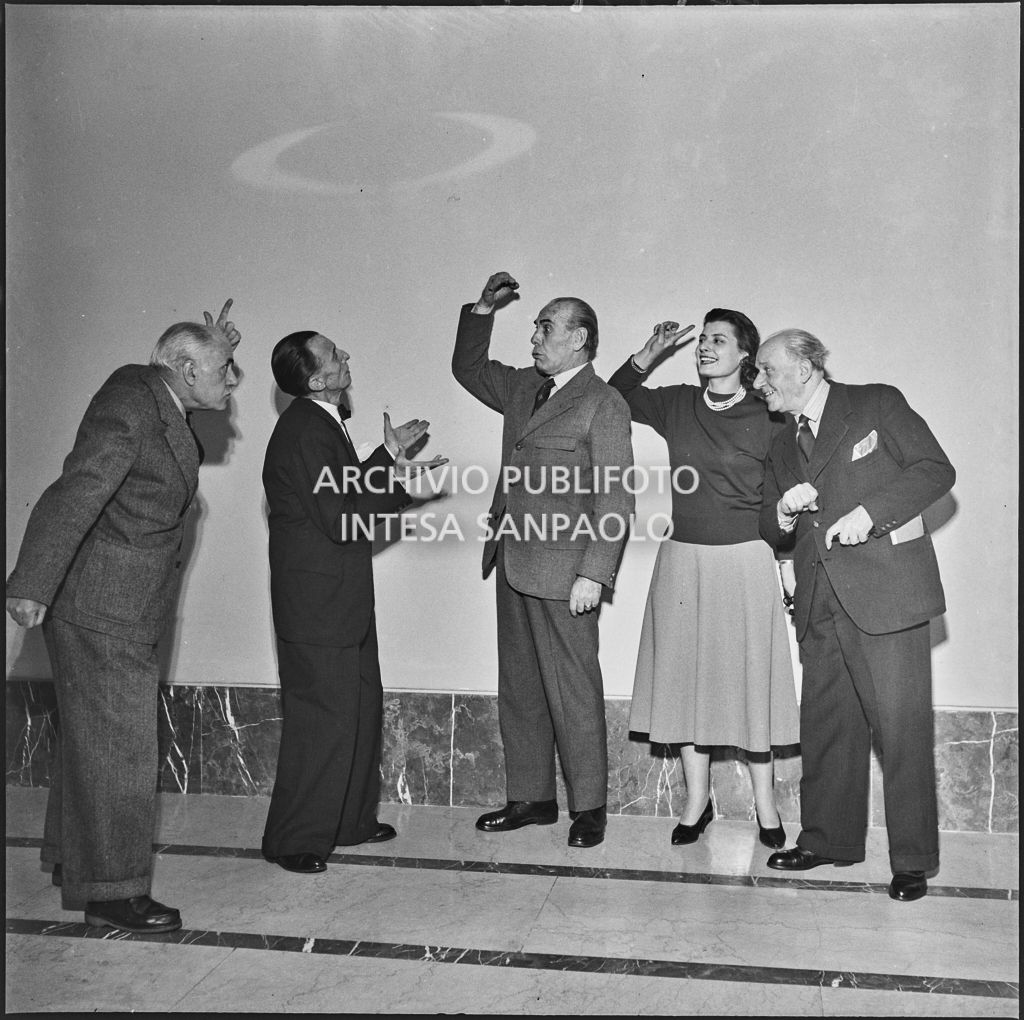 Alcuni attori di una commedia prodotta dalla Rai tra cui Enrica Corti<br>201840