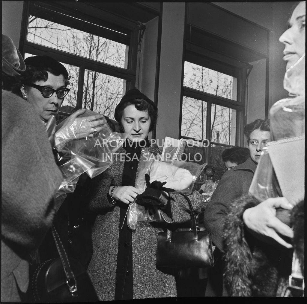 Le redattrici delle riviste di moda in visita allo stabilimento del Lanificio Marzotto di Manerbio<br>201961