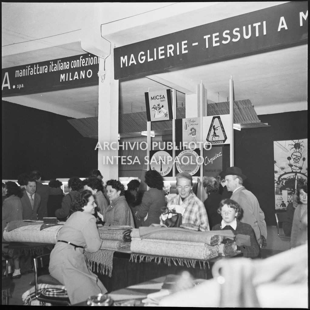 Stand delle aziende di tessuti Micsa Babys, Tricosi, Lanco e Esquire alla Fiera Campionaria a Milano<br>210711