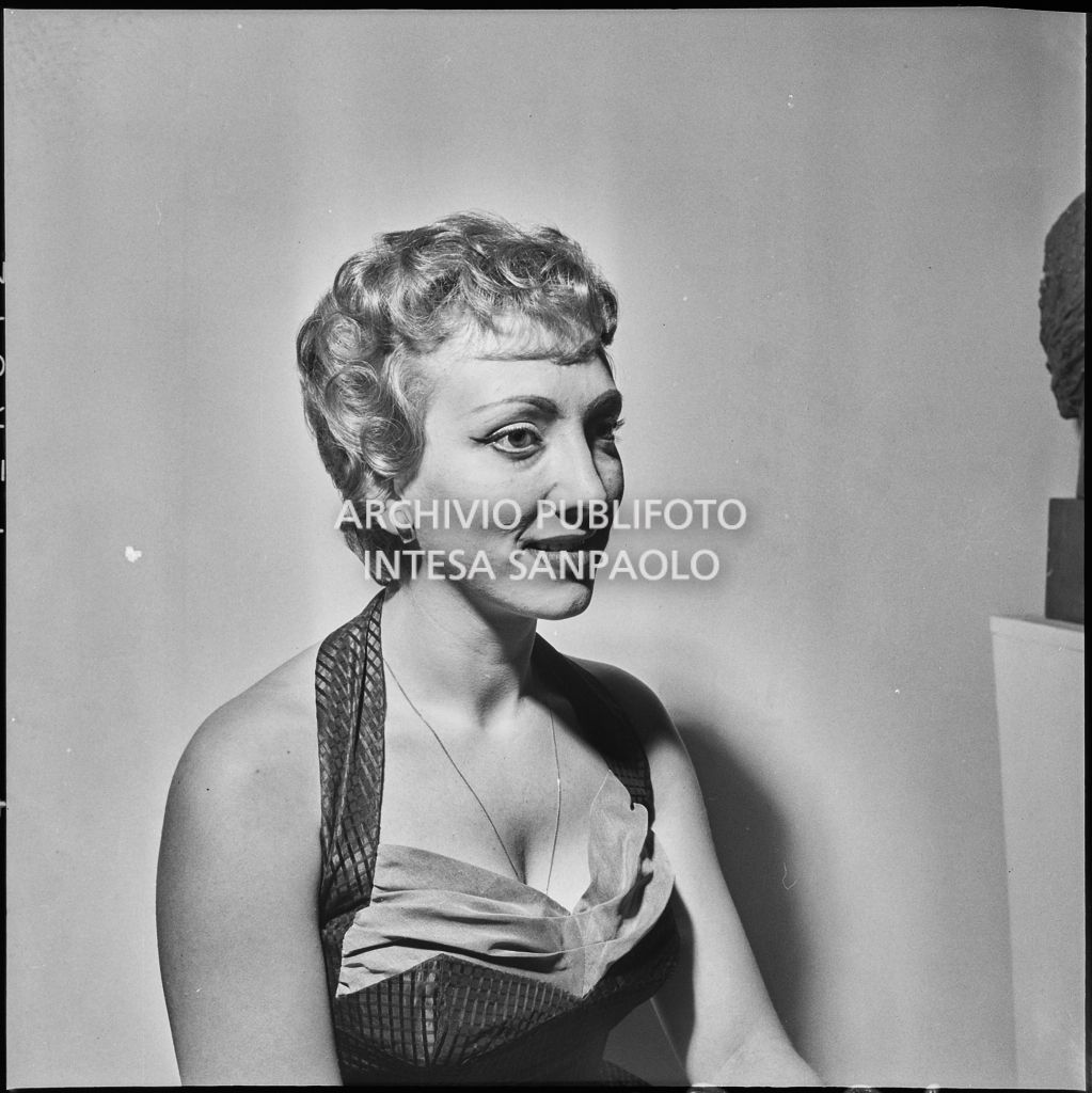 Acconciatura realizzata dall'istituto Dora Bruschi di Milano<br>212221