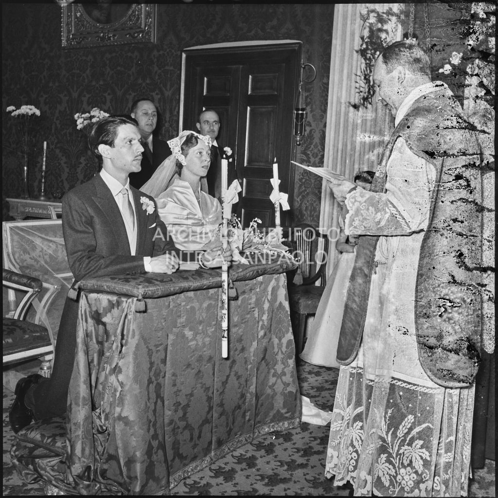 Un momento della celebrazione del matrimonio del dott. Trugenberger nella chiesa di San Gottardo in Corte a Milano<br>215783